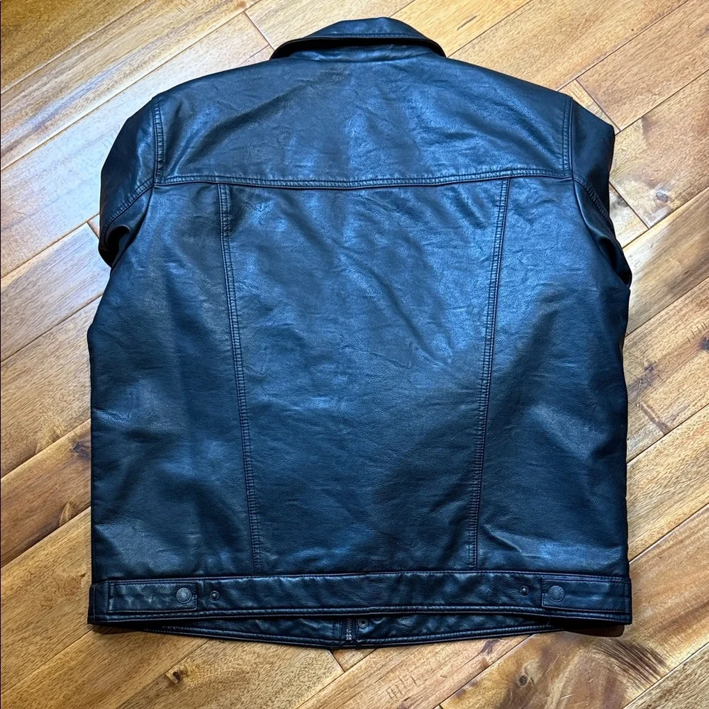 Levi's Black Leather Shirt Jacket with Chest Pockets - Picture 6 of 7